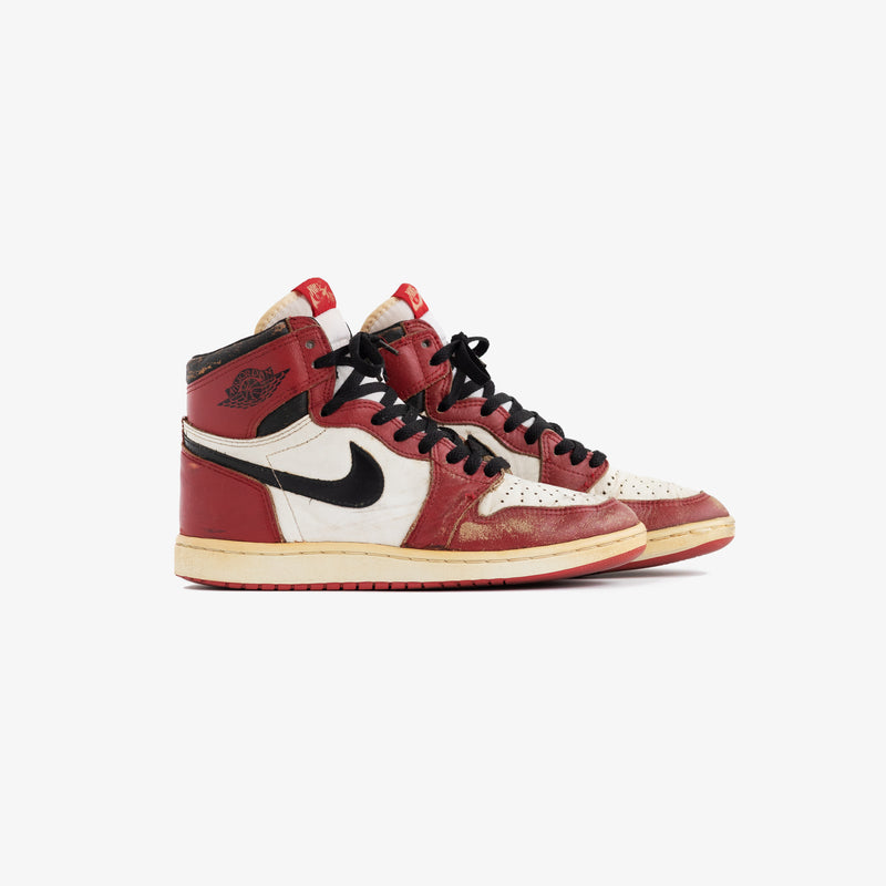 Vintage 1985 Jordan 1 Chicago Sneakers