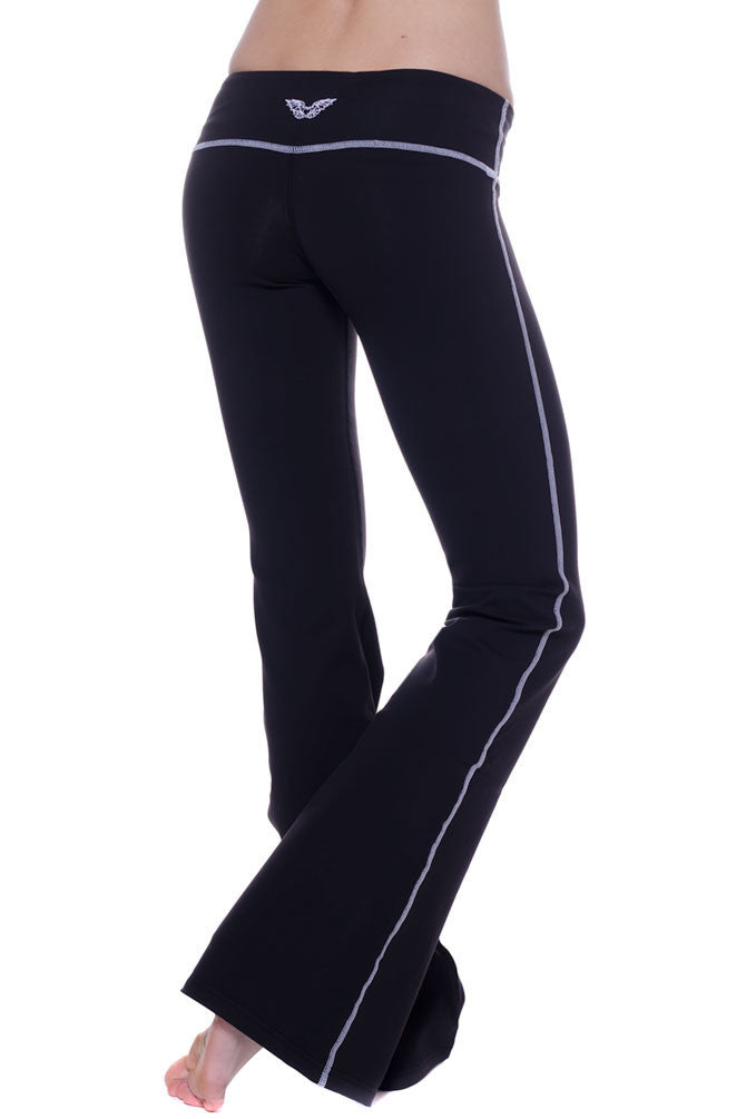 RBX Active Women's Traditional Cotton Boot Cut Yoga Pant : :  Clothing, Shoes & Accessories