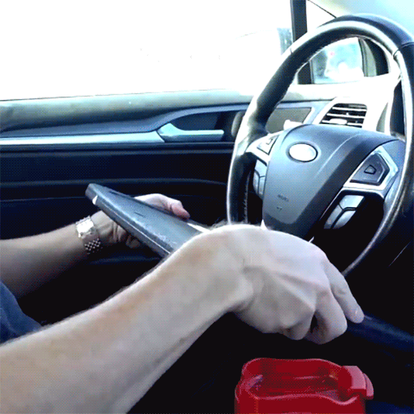 Bildergebnis für auto steering wheel desk gif food