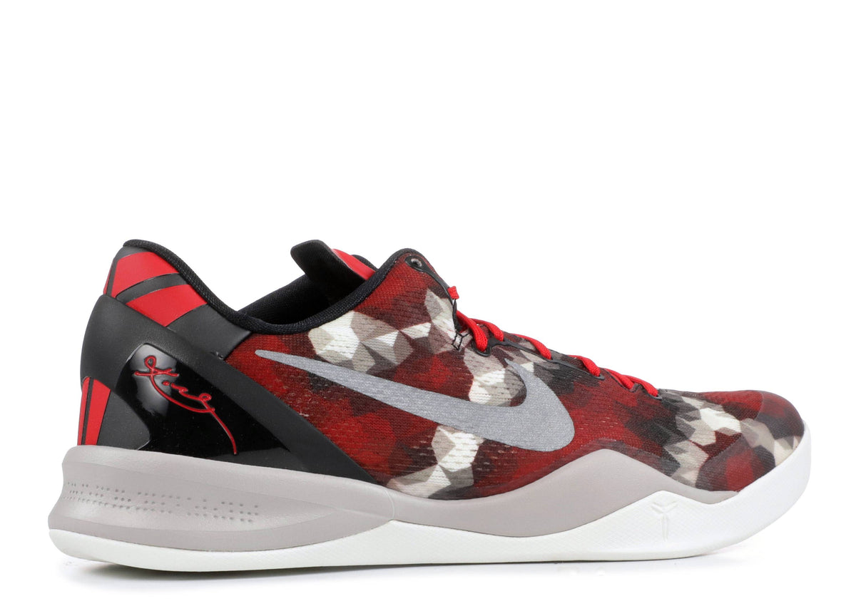 kobe 8 milk snake