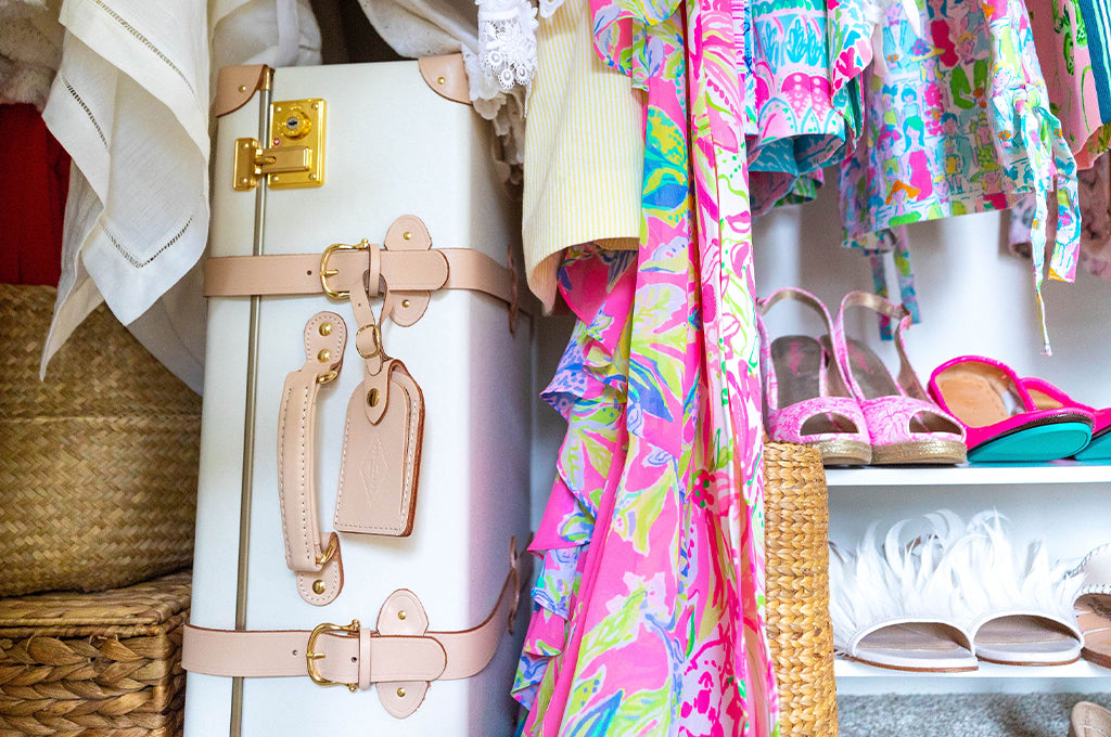 Our Sweetheart Stowaway helps organize the closet of @anniefairfax.