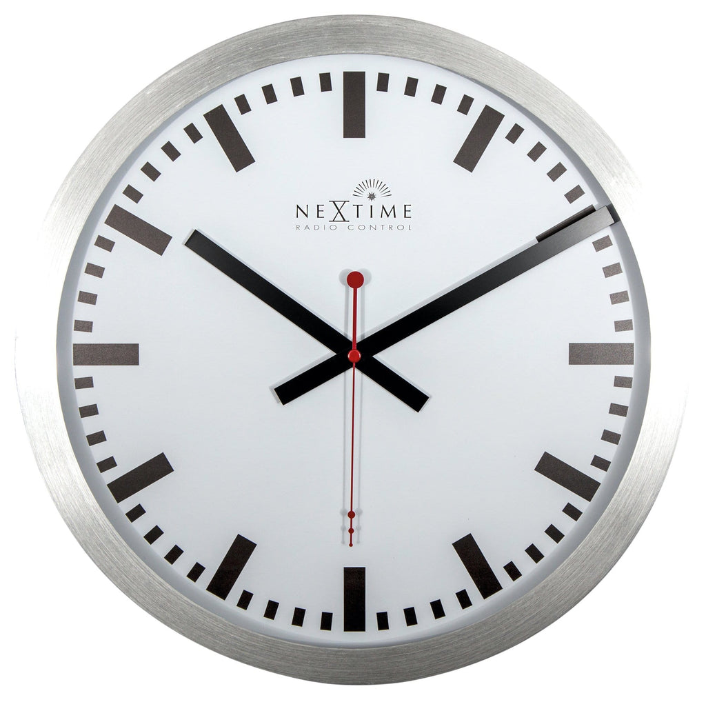 Frons portemonnee Avondeten NeXtime - Wall clock - 35 cm -Aluminum - White - 'Station Radio Controlled  (DCF) Stripe'