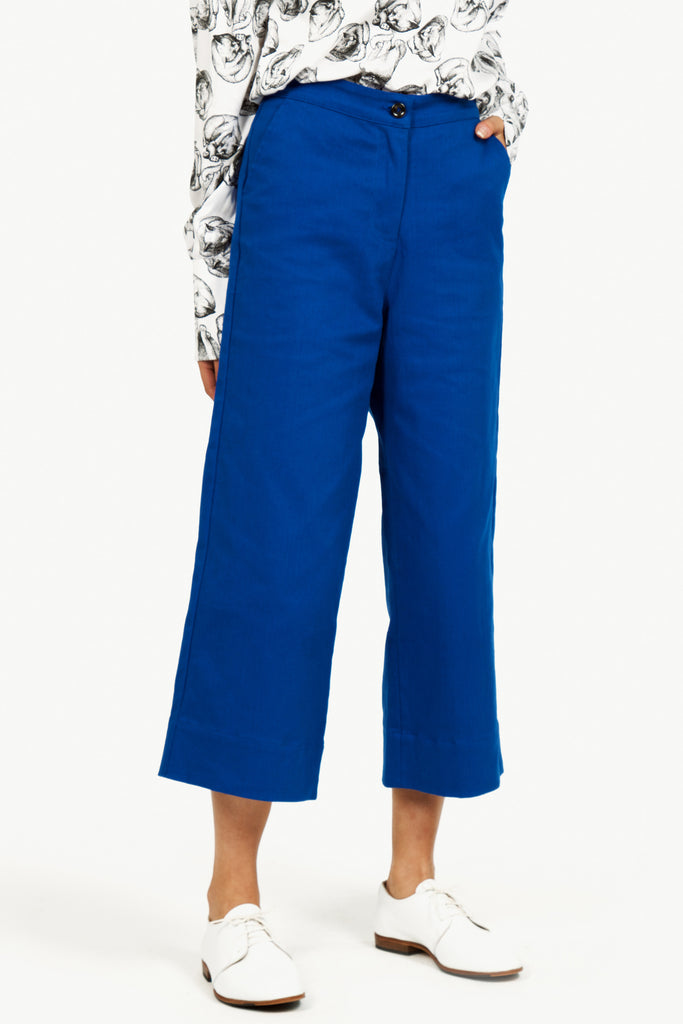 Pantalon bleu de travail femme coupe ample kick and cropped, décontracté pour le travail ou le week-end