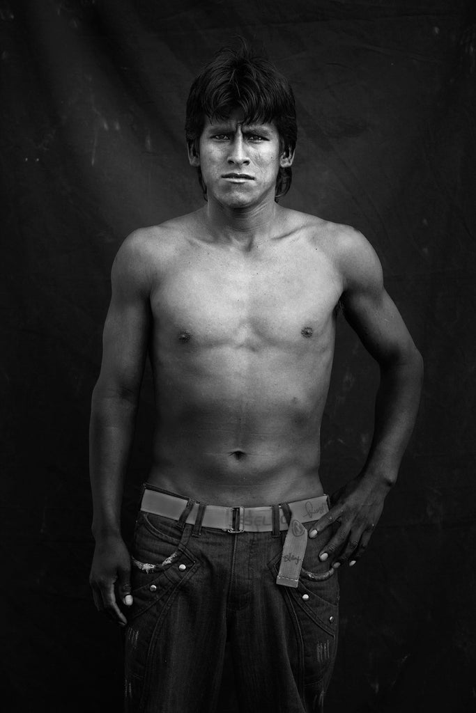 Misericordia Portrait Plage Chorillos Lima travailleur péruvien, prenant la pose à la plage