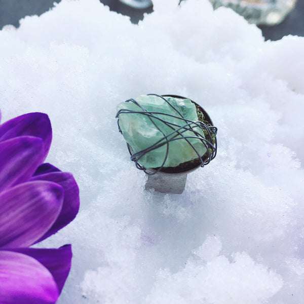 LARGE GREEN FLUORITE WRAPPED ADJUSTABLE GOLD RING