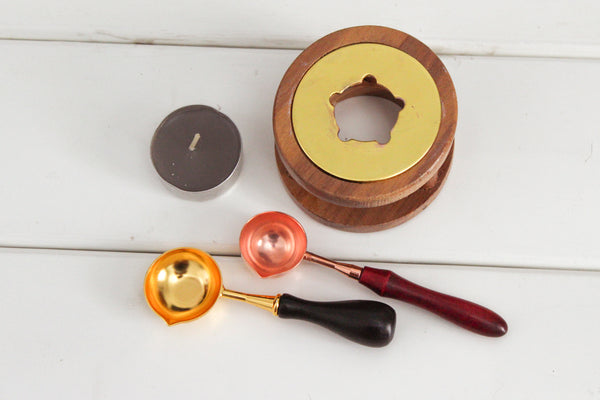 wax sealing spoon and furnace