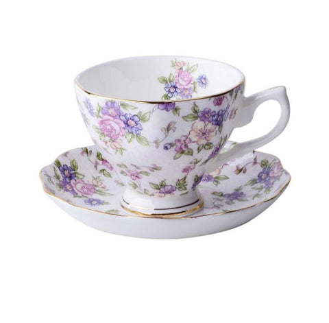 Tasse de thé Anglaise en porcelaine
