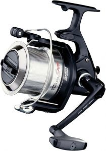 Le Daiwa Emblem Spod et sa bobine à multi-clips