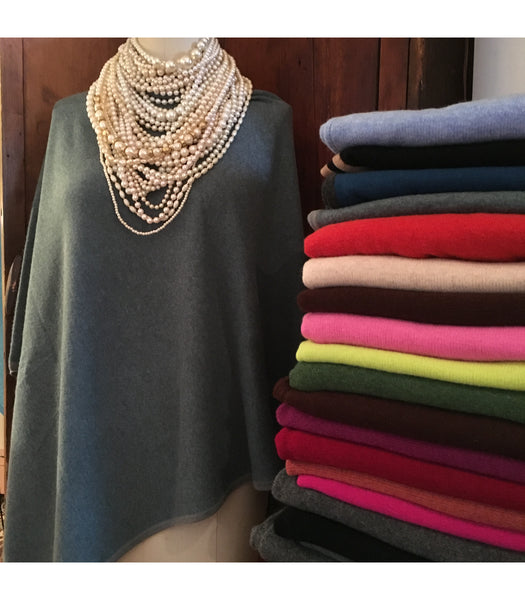 cashmere, ponchos, cashmere ponchos, gifts, holiday, shopping, pretty funny vintage, tarrytown