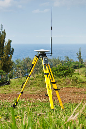 Trimble SPS852 GNSS receiver on tripod