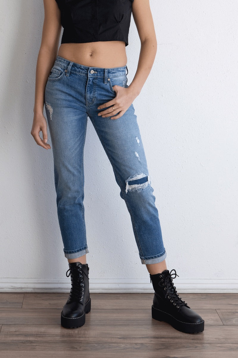 COLETTE MID RISE BOYFRIEND JEANS