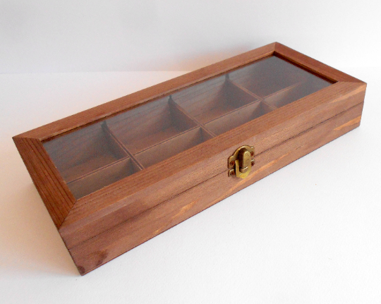 Geladen Aanzienlijk Radioactief Wooden display box with glass lid useful for crystals and small object -  Exiarts & Ecocrafts