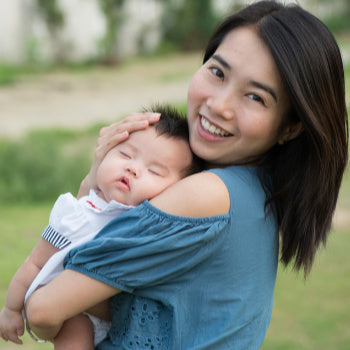 mom holding newborn