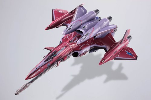 Bandai DX Chogokin Macross F VF-27 Gamma Lucifer Valkyrie Brera Sterne Custom 
