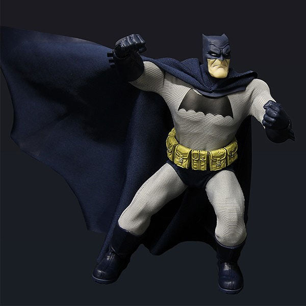 ポイント5倍 mezco バットマン スプリームナイト ダーゲストダウン