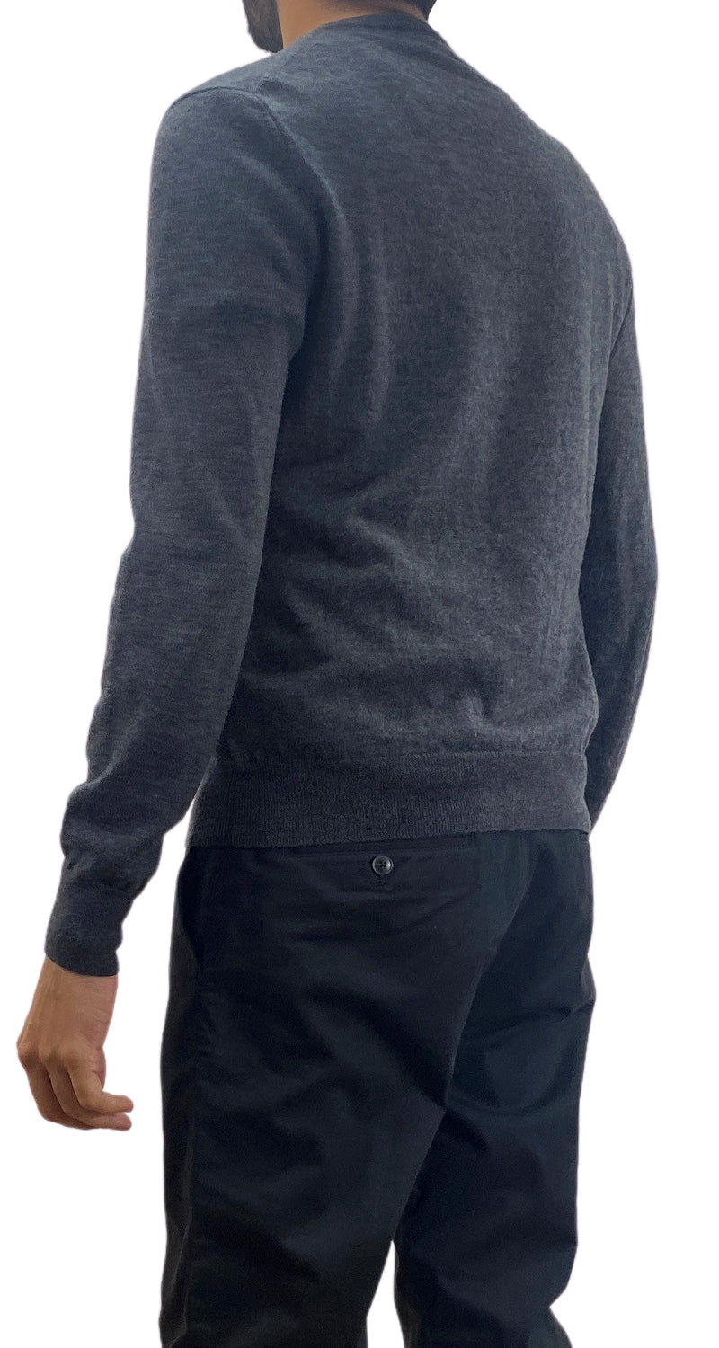 Sweater Gris Cerrado