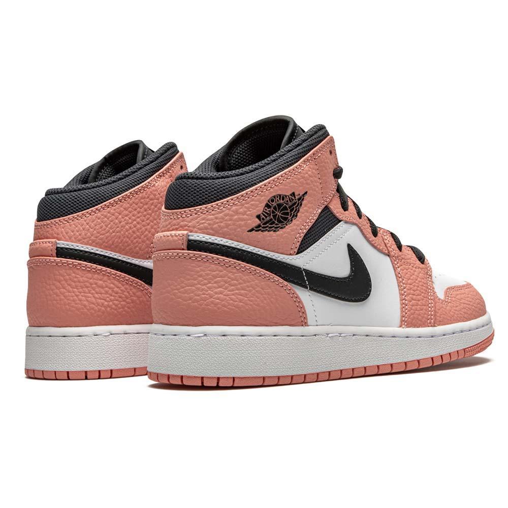 nike jordan pink shoes