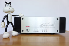 HiFIQC's Frank with the Benchmark AHB2 Power Amplifier