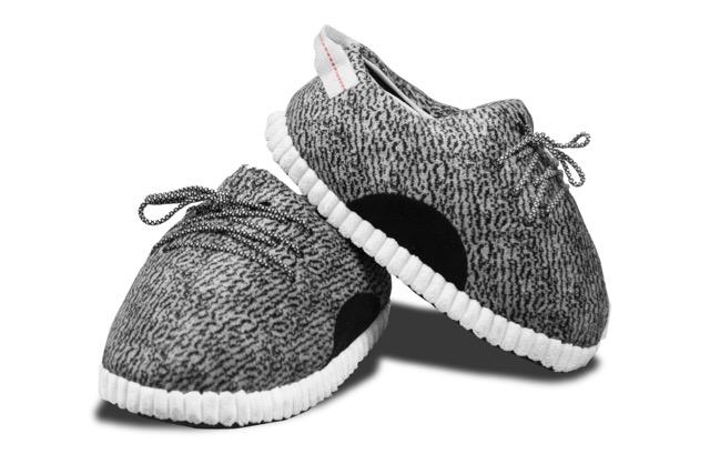 yeezy slippers real