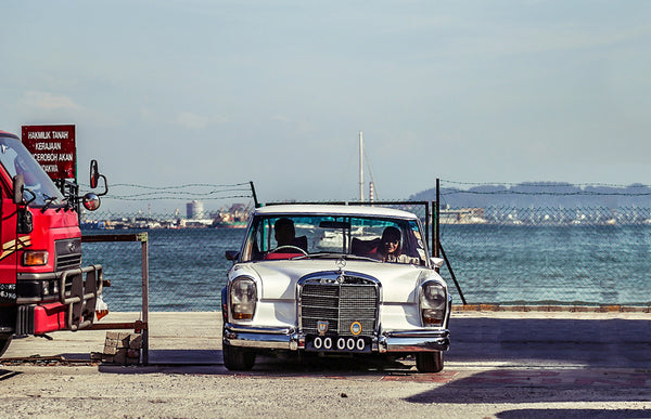 Cruising the streets of Georgetown, Penang in a Mercades 600