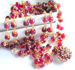 Holiday Special! Stunning One-Strand Rhodolite Garnet Necklace with 10K Yellow Gold Ruby Pendant "Ruby Love" Holiday Special! Stunning One-Strand Rhodolite Garnet Necklace with 10K Yellow Gold Ruby Pendant "Ruby Love"