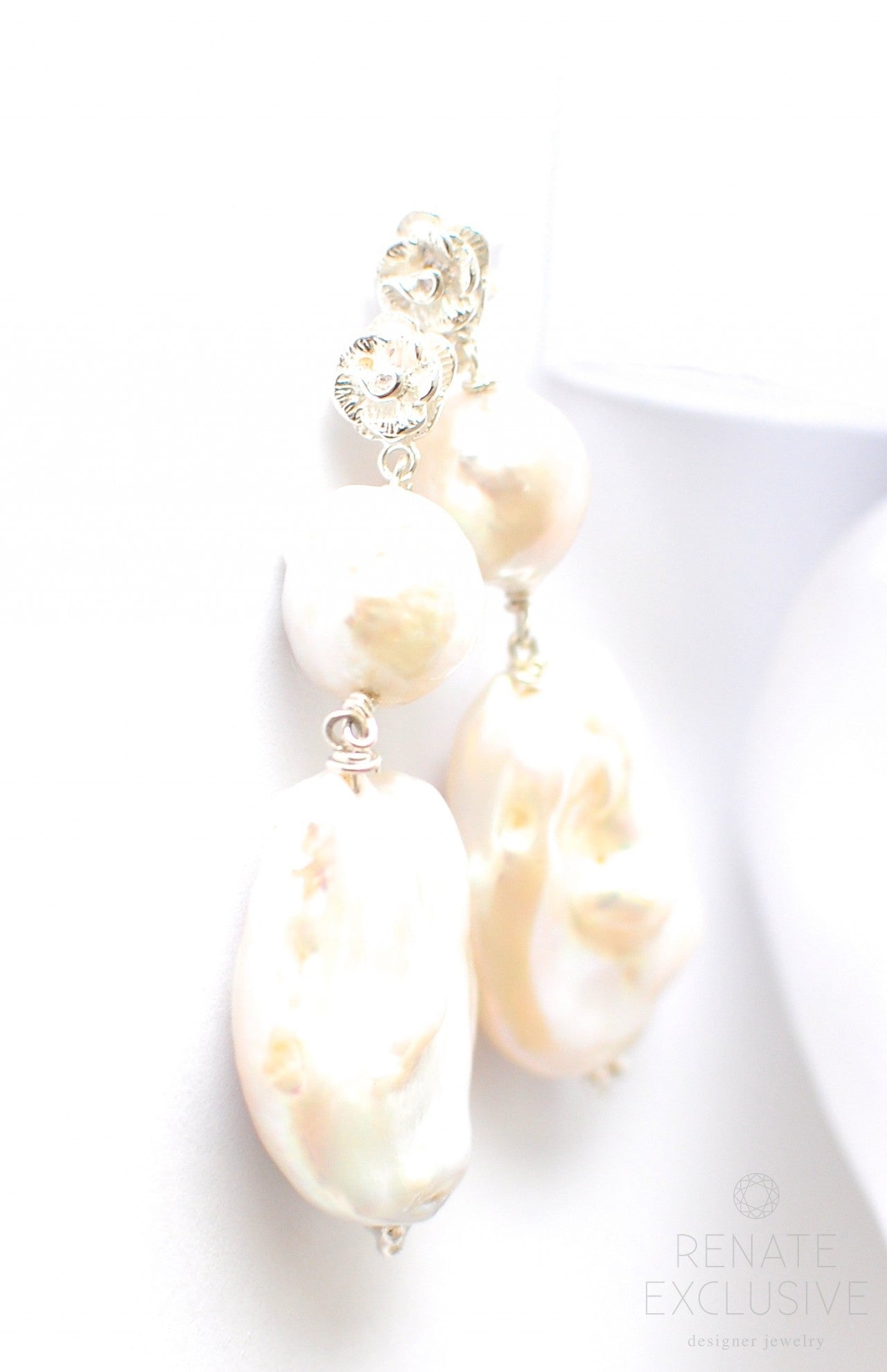 Christmas Special! Elegance Big White Freshwater Pearl Silver Earrings "Christmas Fairytale" - Handmade Jewelry - Renate Exclusive - 1 Product Image