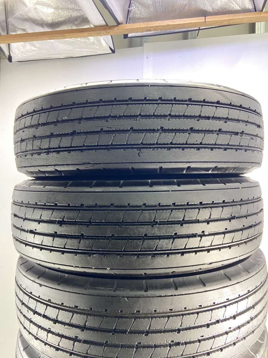 待望 245 80R17.5 133 131J エコピア M801II ブリヂストン BRIDGESTONE