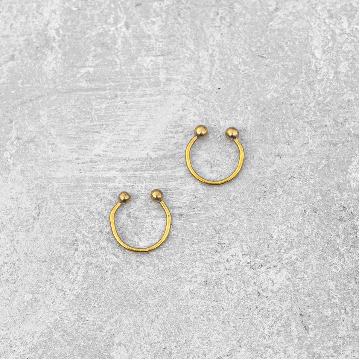 Plain Circle- Septum ring / Nose ring / Nose pin/Ear cuff (SINGLE ...