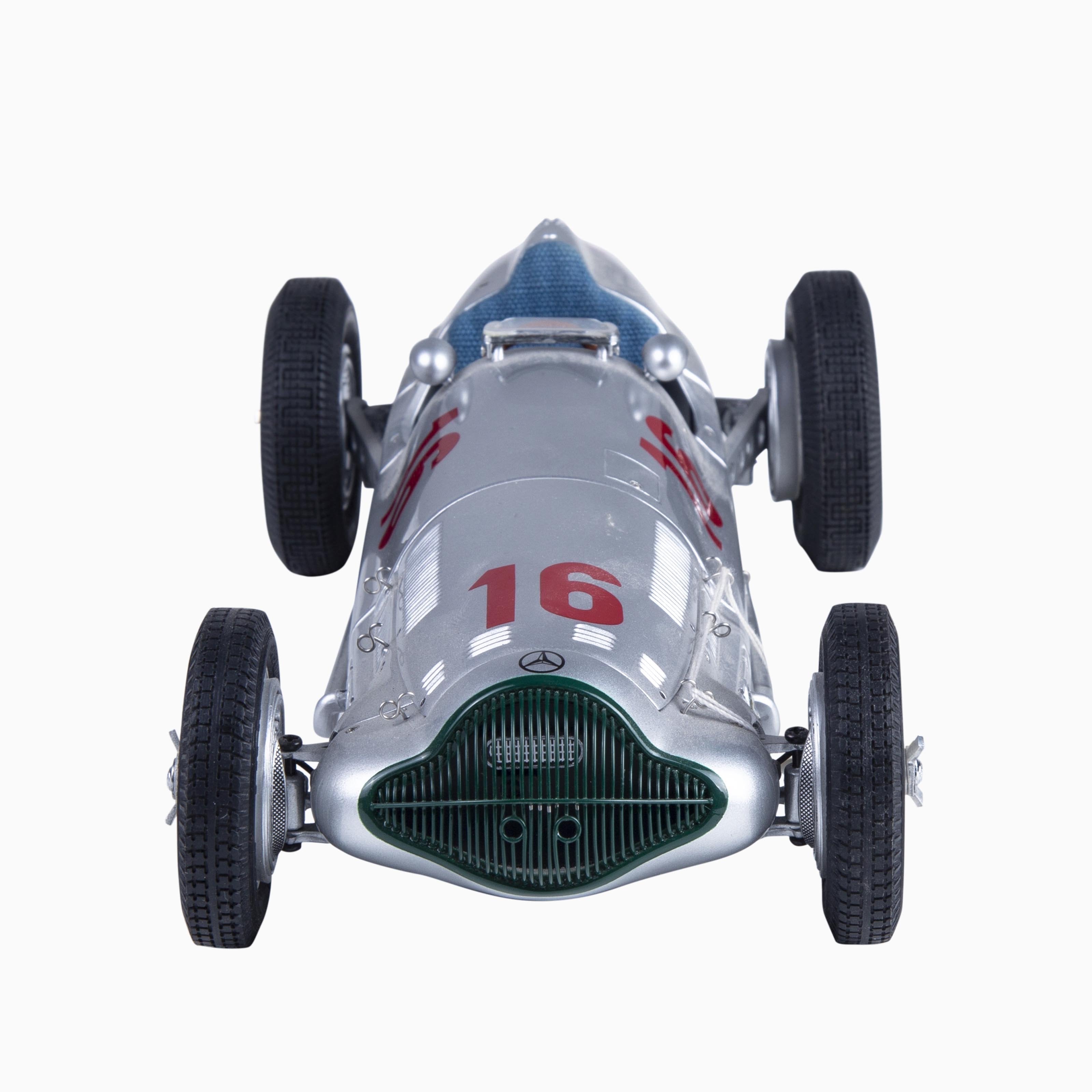 ミニカーCMC 1/18 メルセデス・ベンツ　W196r  優勝車#18 ミニカー　レア