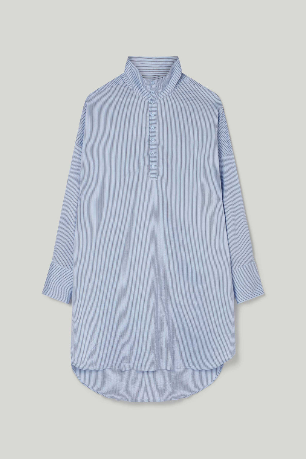 Oversized Relaxed Cotton Shirt. Fine Button Detailing on Collar