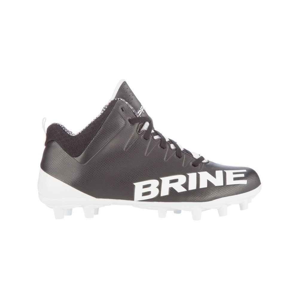 brine turf shoes