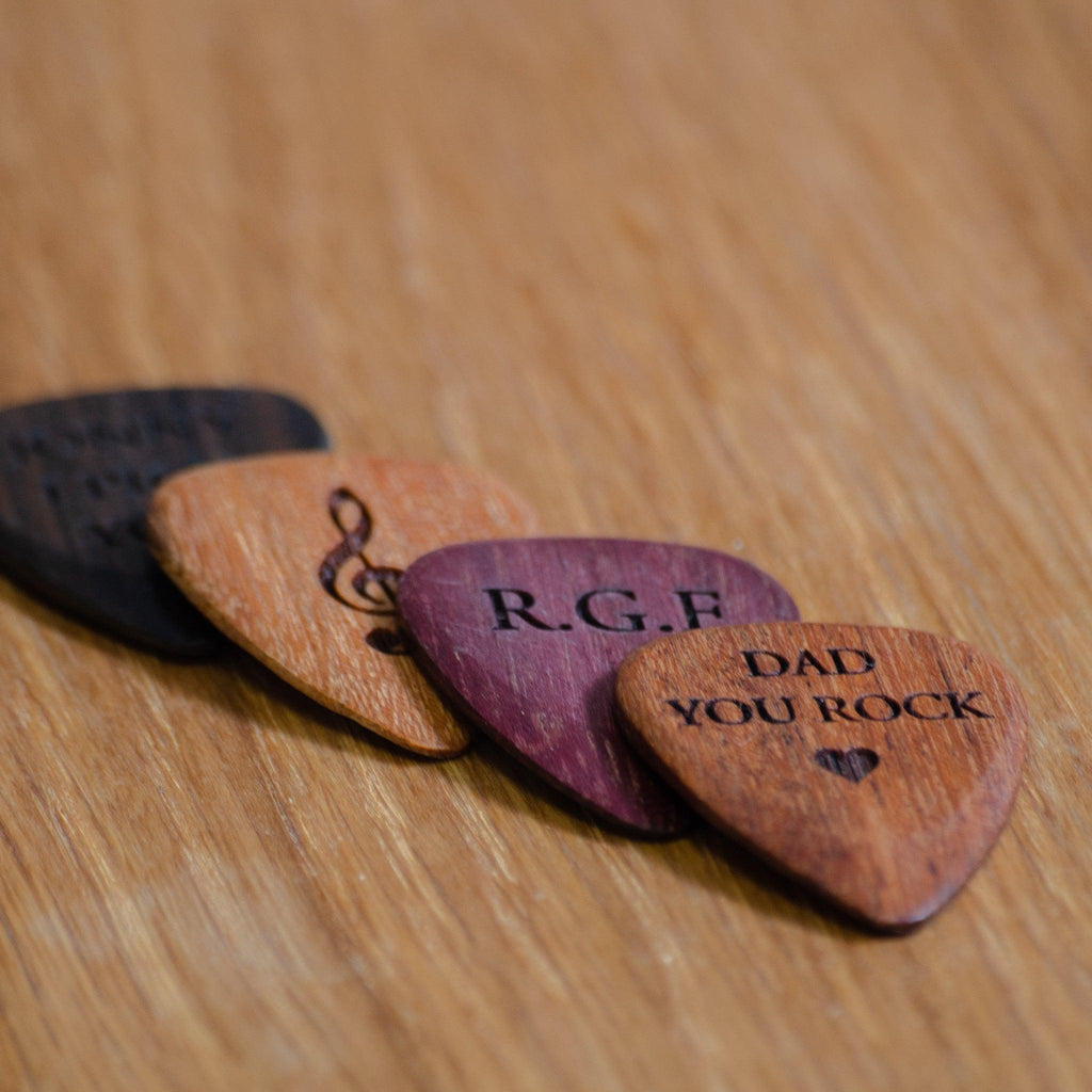 personalized plectrum