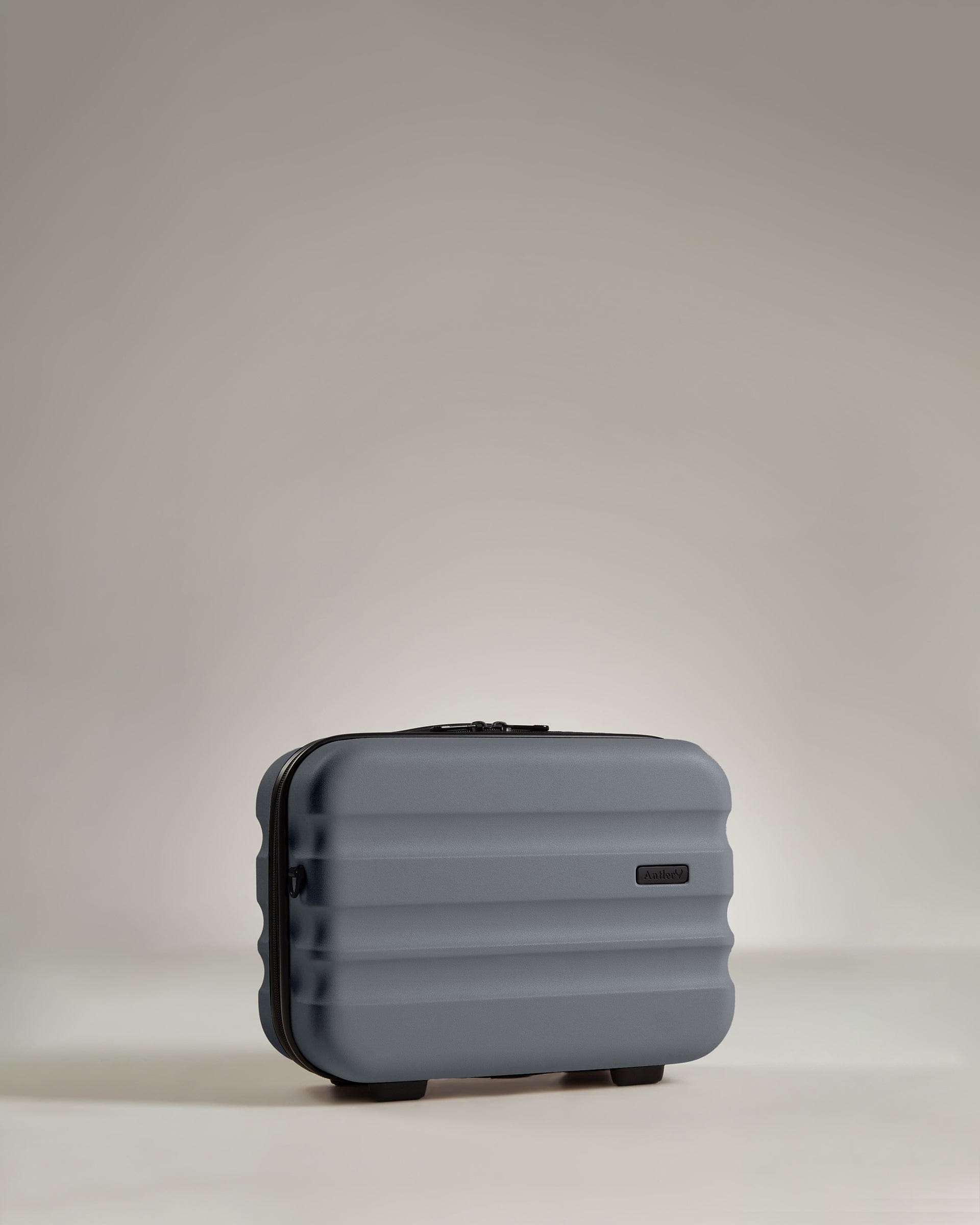 Clifton Vanity Case In Slate