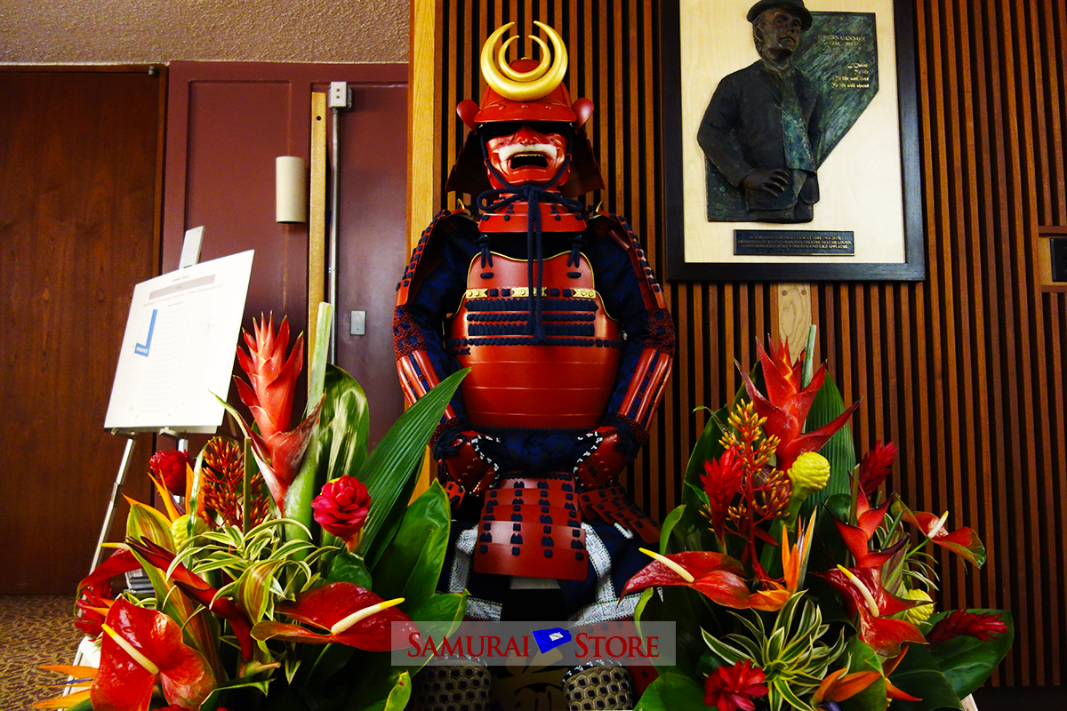 ホノルル歌舞伎に提供されたサムライストアの甲冑