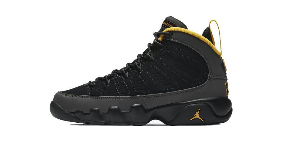 Air Jordan 9 University Gold Sneakers 