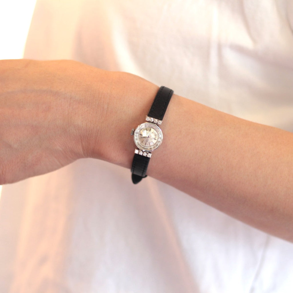 現品 Re-style Yahoo 店オメガ OMEGA 腕時計 カットガラス 8Pダイヤ