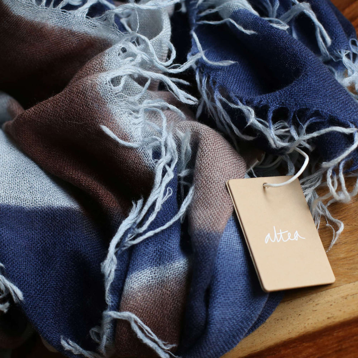 ALTEA Scarves and foulards メンズ 往復送料無料 and
