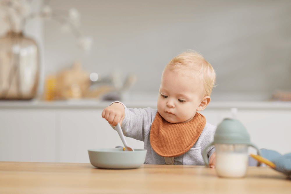 Bounty Barcelona Okkernoot Wat mag je baby van 4 maanden eten? | Kabrita Nederland