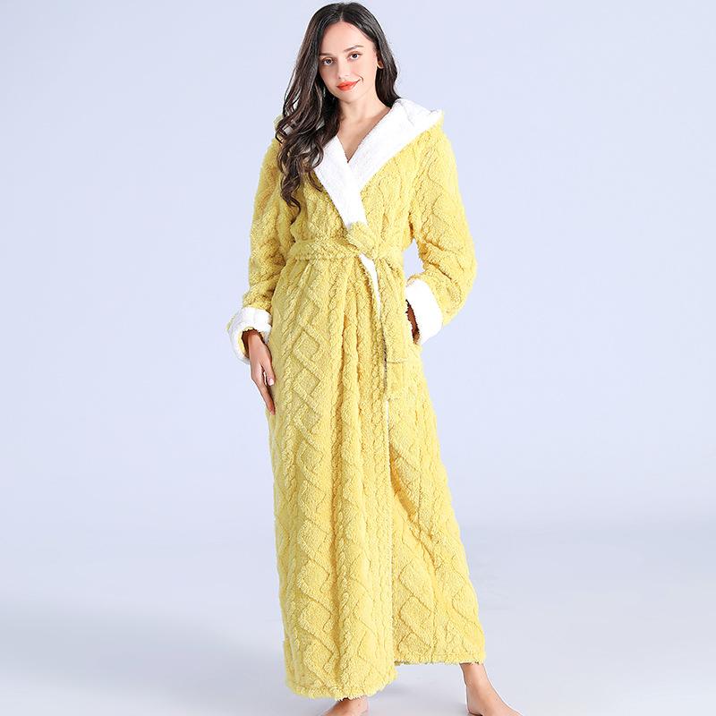 Lengthened hooded flannel pajamas women's jacquard flannel pajamas thickened warm couple pajamas with hood