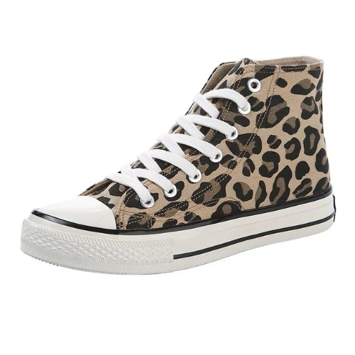 converses leopard