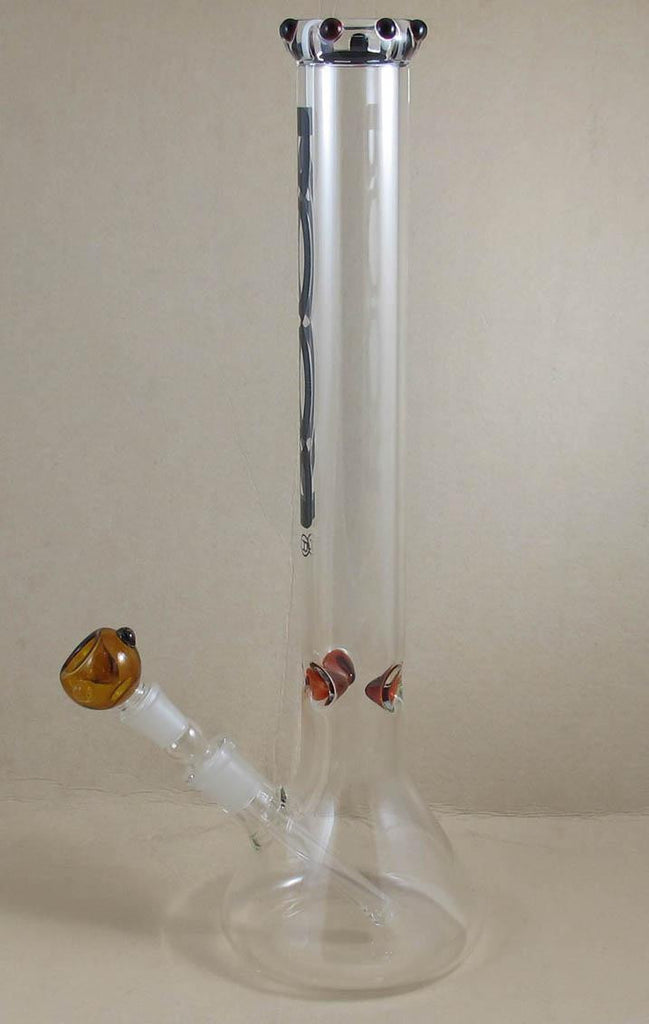 The beginner's guide to weed pipes and bongs - leafie