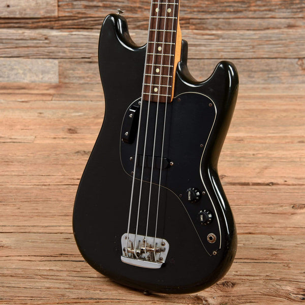 fender musicmaster bass black