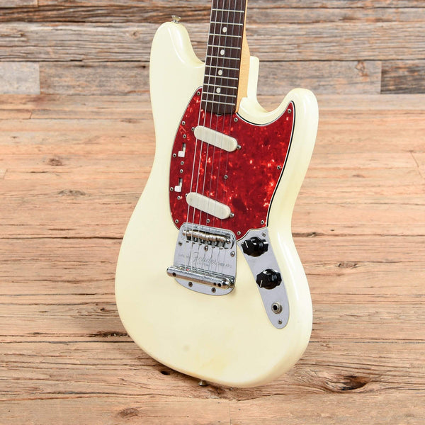 fender mustang cream