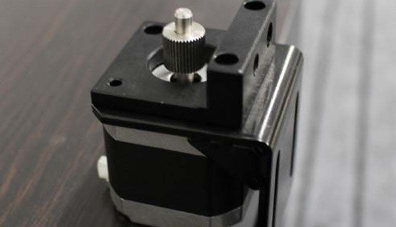 review from Slovakia "stepper motor for cnc Great stepper for the RoBo 3D"