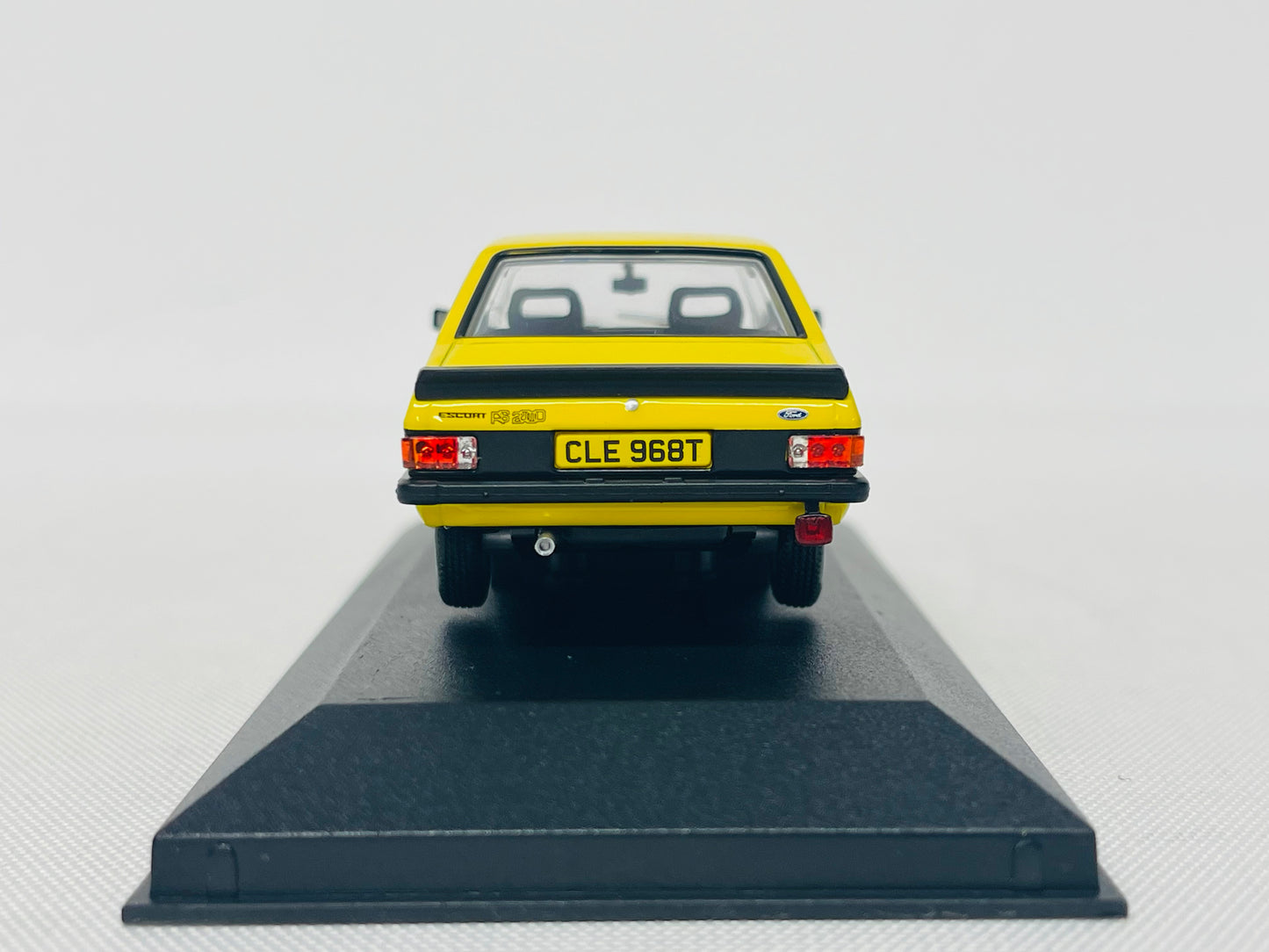 Ford Escort Mk2 RS2000 Custom . Yellow . Corgi Vanguards . 1/43 Scale. New & Boxed