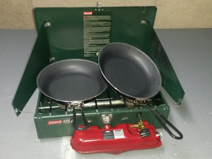 Coleman 424 with fry pans