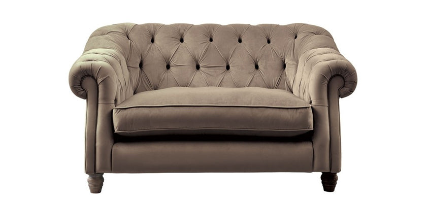 Traditional midi sofa