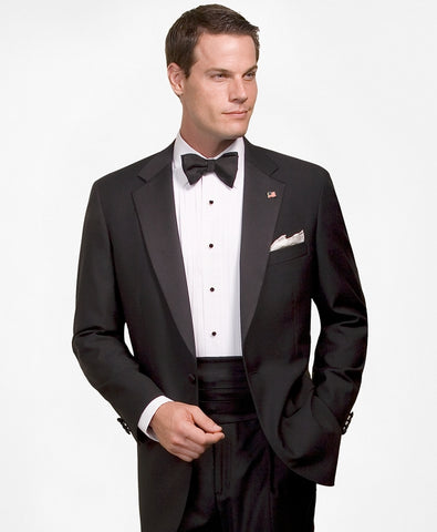 How to Wear a Tuxedo for a Black Tie Event