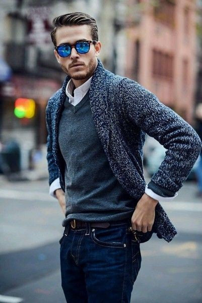 V-Neck Sweater Men's Minimal Wardrobe