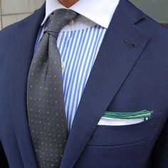 How to Wear a Cotton Pocket Square